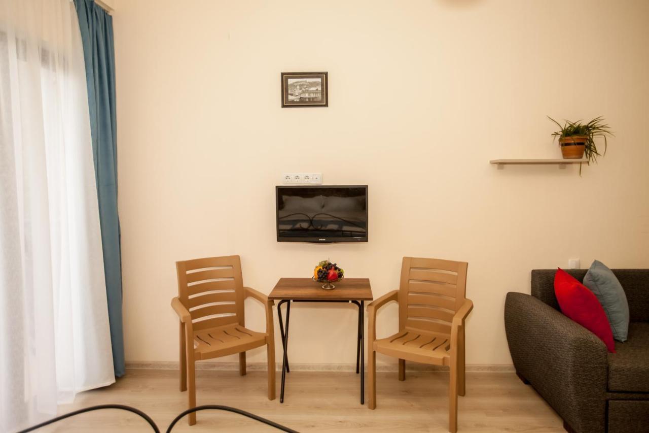 Anri'S Apartments Studio Tbilisi Exterior foto