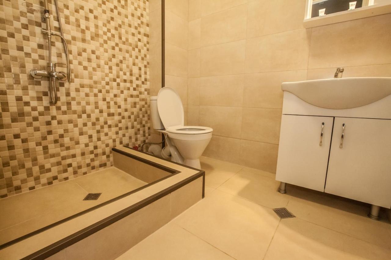 Anri'S Apartments Studio Tbilisi Exterior foto